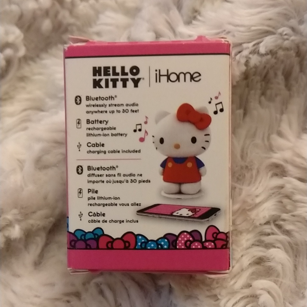 Hello Kitty Mini Bluetooth Speaker - Picture 3 of 8